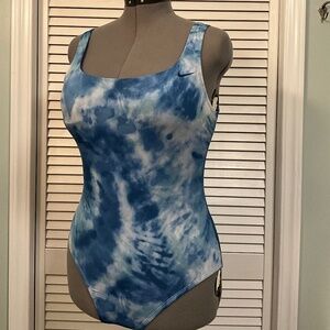 Brand New Nike Swimsuit - Women's Large